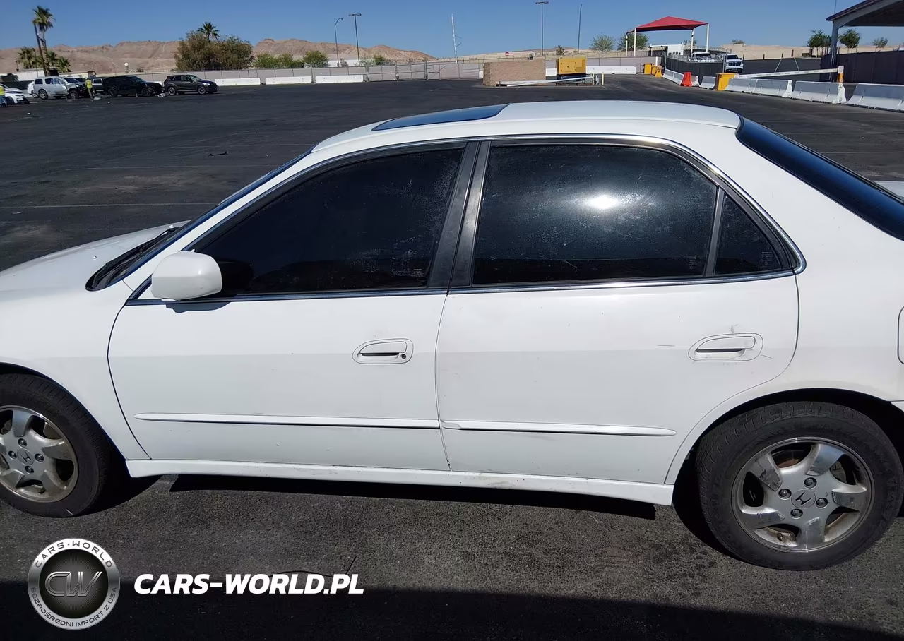 2000 Honda Accord 2.3 Ex VIN:JHMCG6680YC020637 - 15