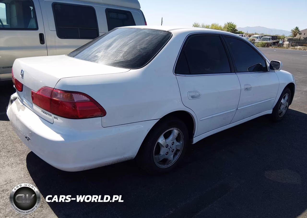 2000 Honda Accord 2.3 Ex VIN:JHMCG6680YC020637 - 4
