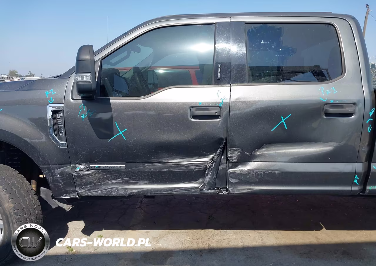 2018 Ford F-350 Xlt VIN:1FT8W3BT4JEC91875 - 11