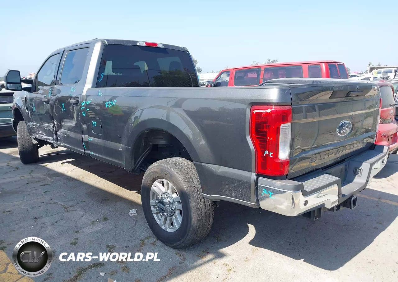 2018 Ford F-350 Xlt VIN:1FT8W3BT4JEC91875 - 3