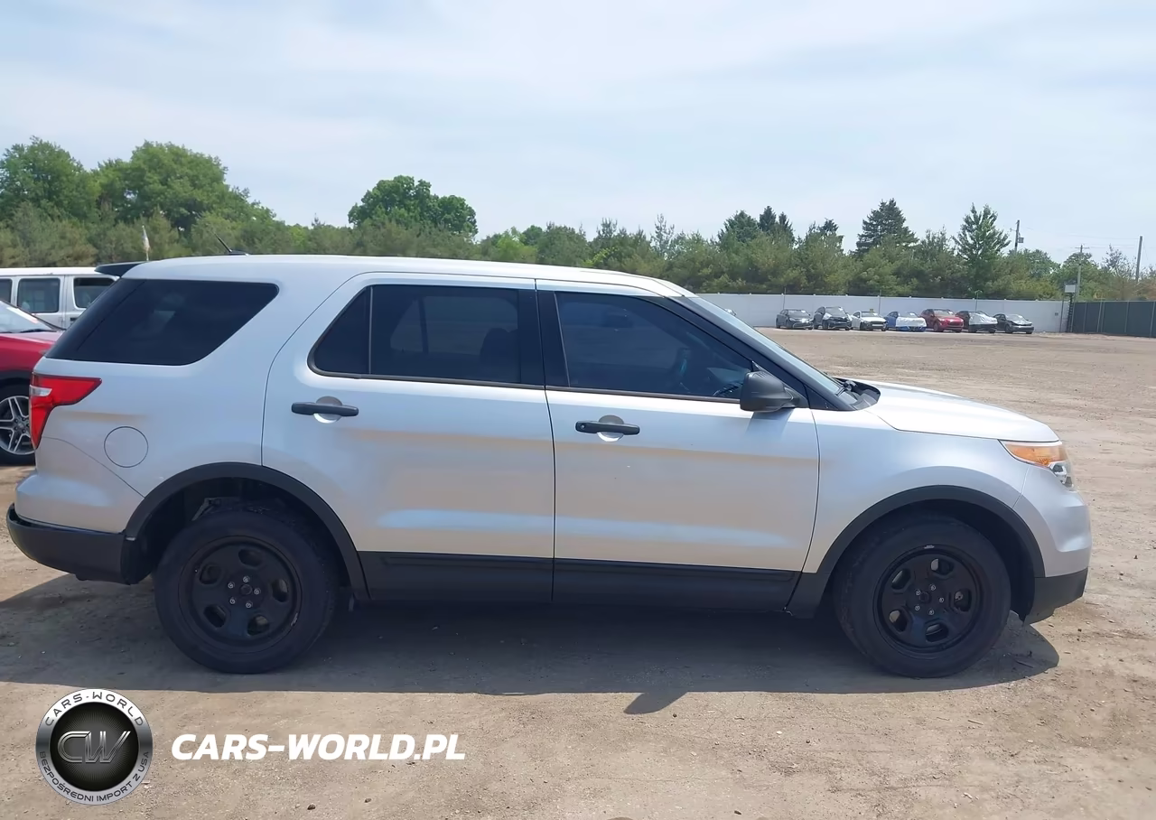 2015 Ford Utility Police Interceptor VIN:1FM5K8AR7FGC16449 - 13