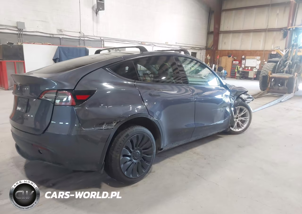 2023 Tesla Model Y Rwd VIN:7SAYGDED4PF959109 - 4