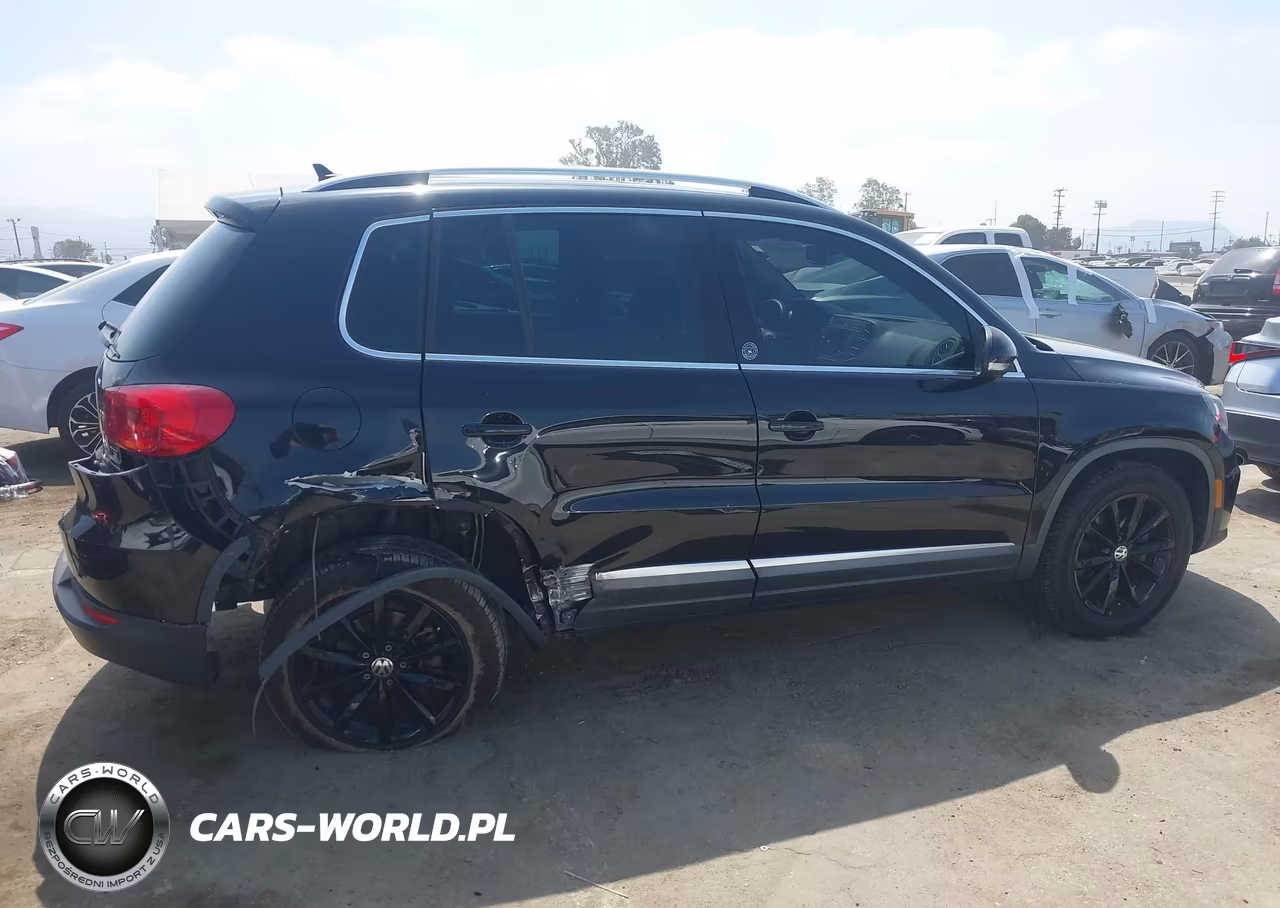 2017 Volkswagen Tiguan 2.0T Wolfsburg Edition VIN:WVGSV7AX4HK001226 - 13