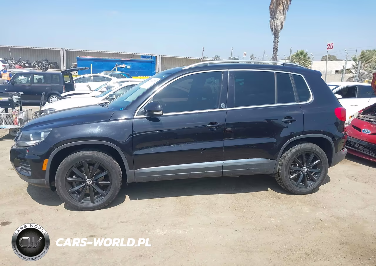 2017 Volkswagen Tiguan 2.0T Wolfsburg Edition VIN:WVGSV7AX4HK001226 - 14
