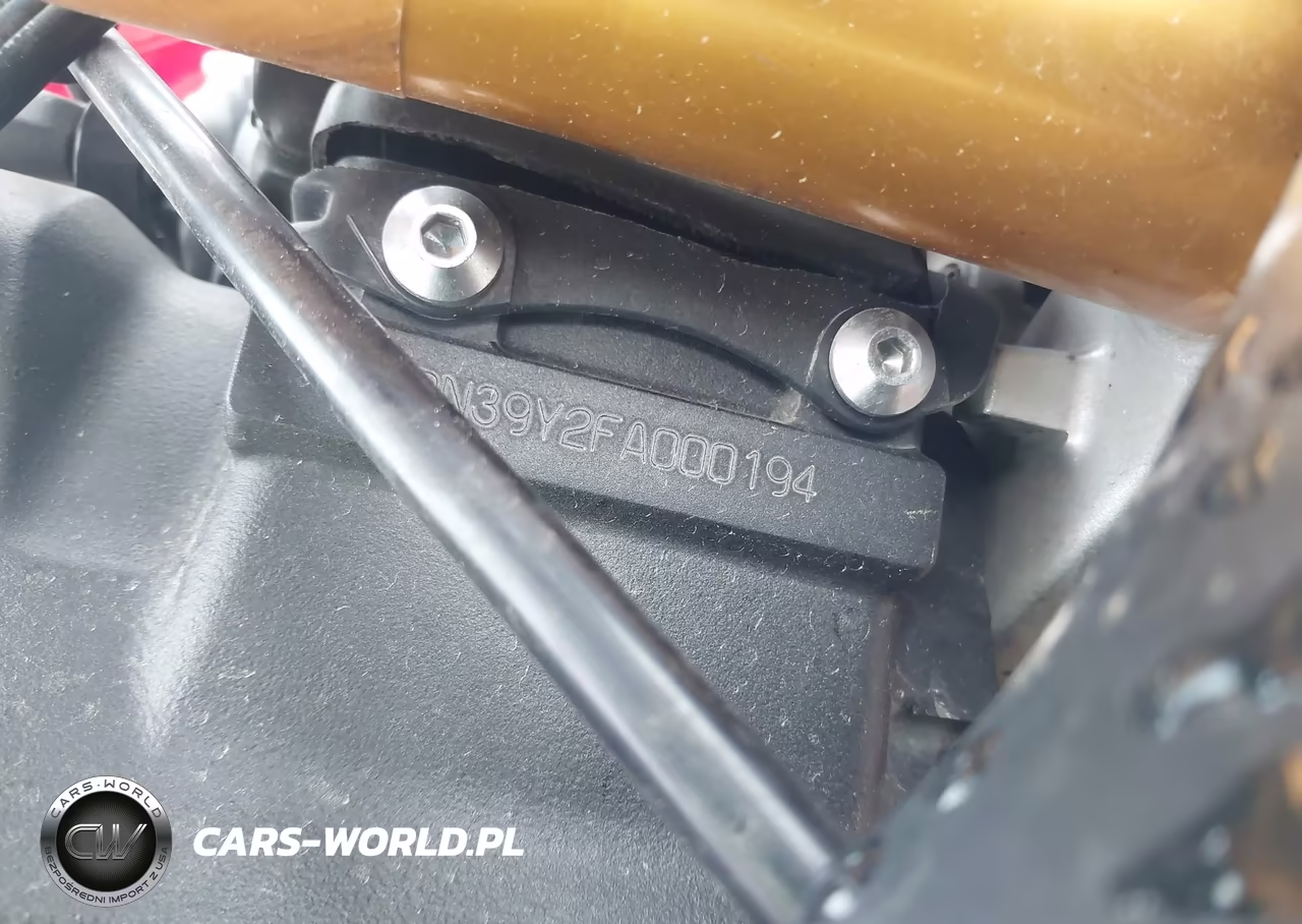 2015 Yamaha Yzfr1 C VIN:JYARN39Y2FA000194 - 10