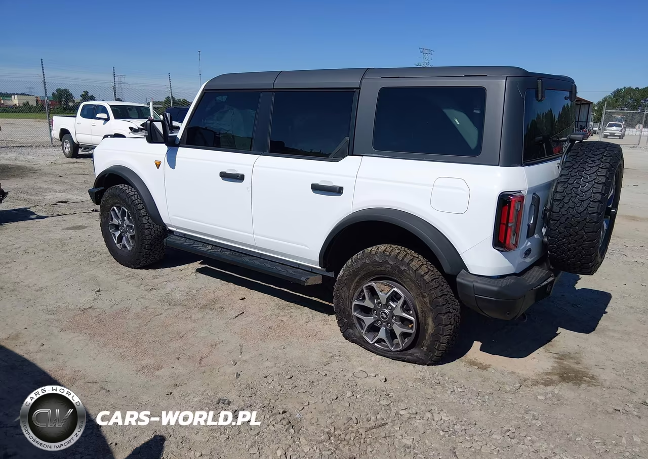2024 Ford Bronco Badlands VIN:1FMEE9BP5RLA95846 - 3