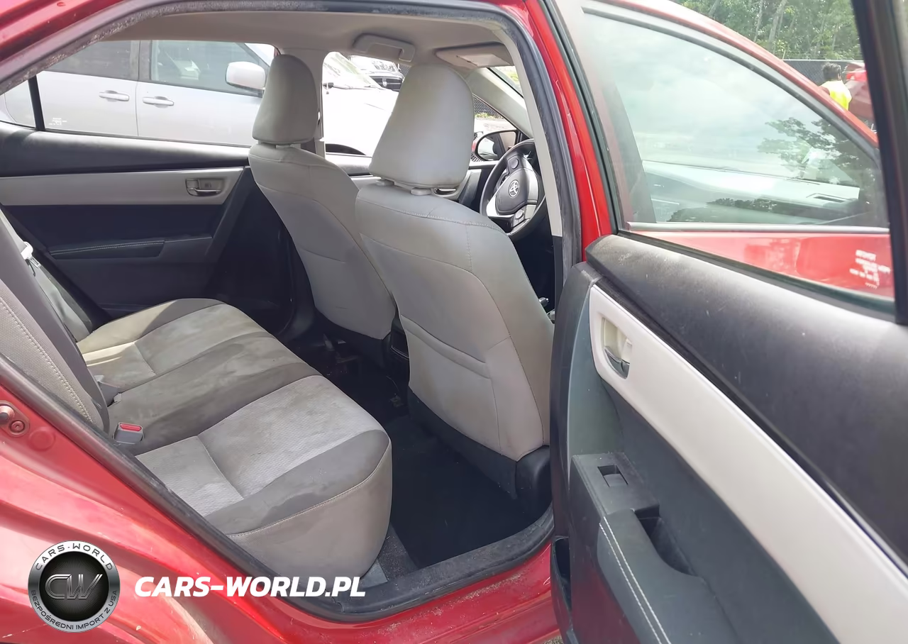 2018 Toyota Corolla Le VIN:5YFBURHE3JP802924 - 8