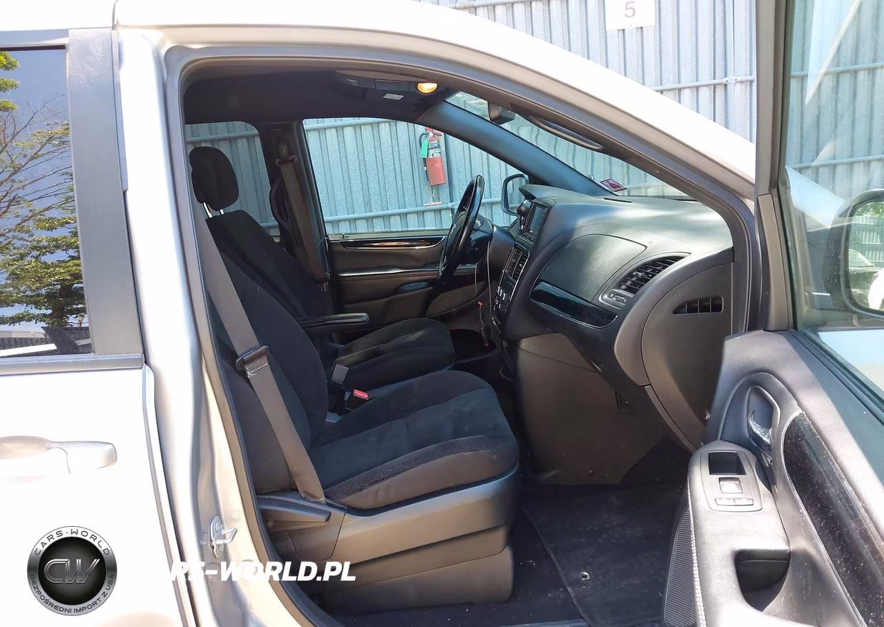 2019 Dodge Grand Caravan Se Plus VIN:2C4RDGBG0KR791301 - 5