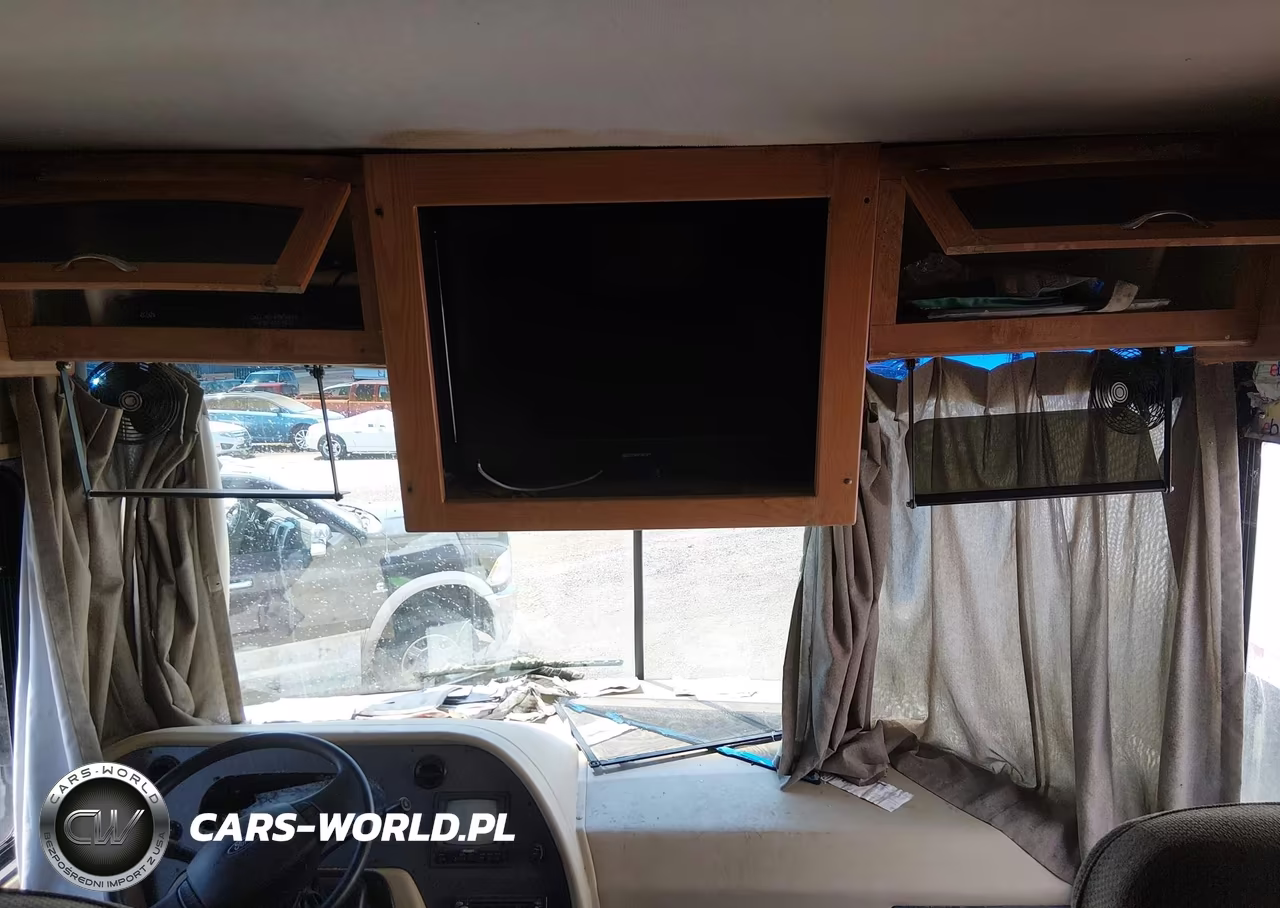 2006 Ford F550 Super Duty Stripped Chass VIN:1F6NF53Y360A10956 - 12