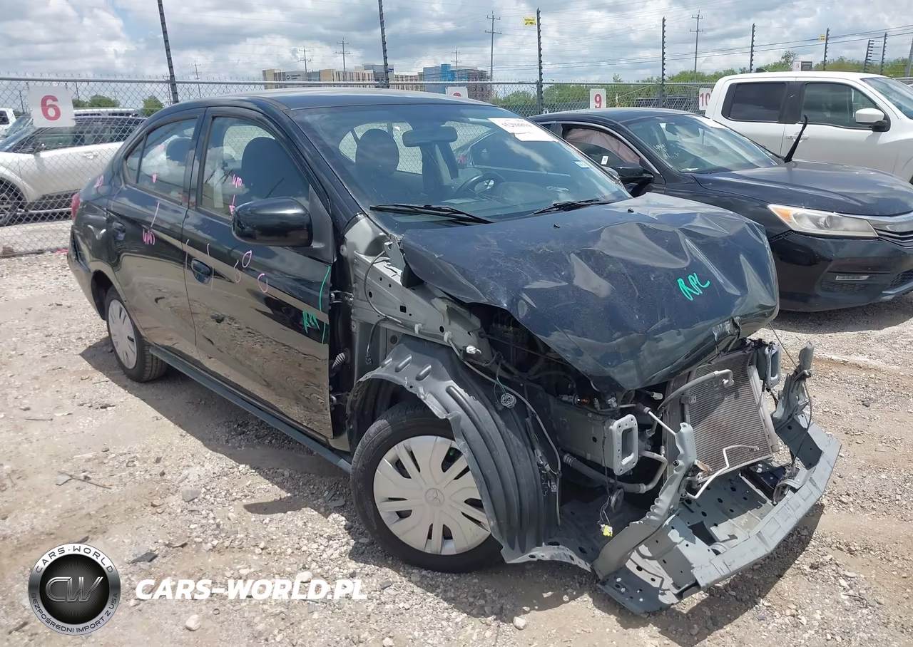 2020 Mitsubishi Mirage G4 Le-Se – zdjęcie 1 z 17