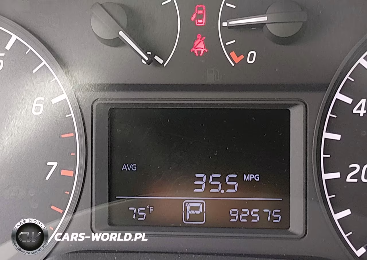 2017 Nissan Sentra S VIN:3N1AB7AP2HY252324 - 16