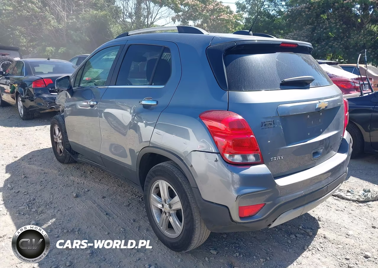 2019 Chevrolet Trax Lt VIN:KL7CJLSB5KB801859 - 3