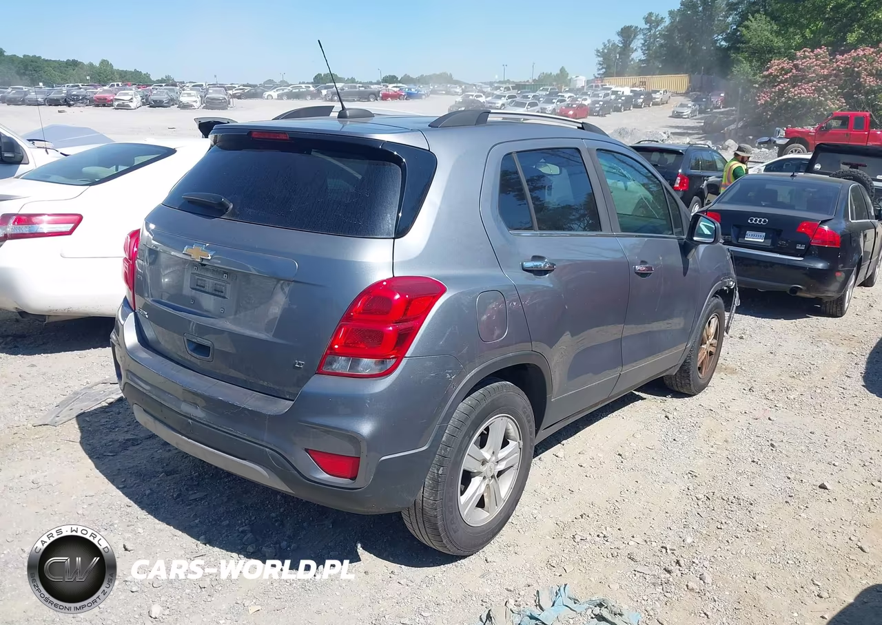 2019 Chevrolet Trax Lt VIN:KL7CJLSB5KB801859 - 4