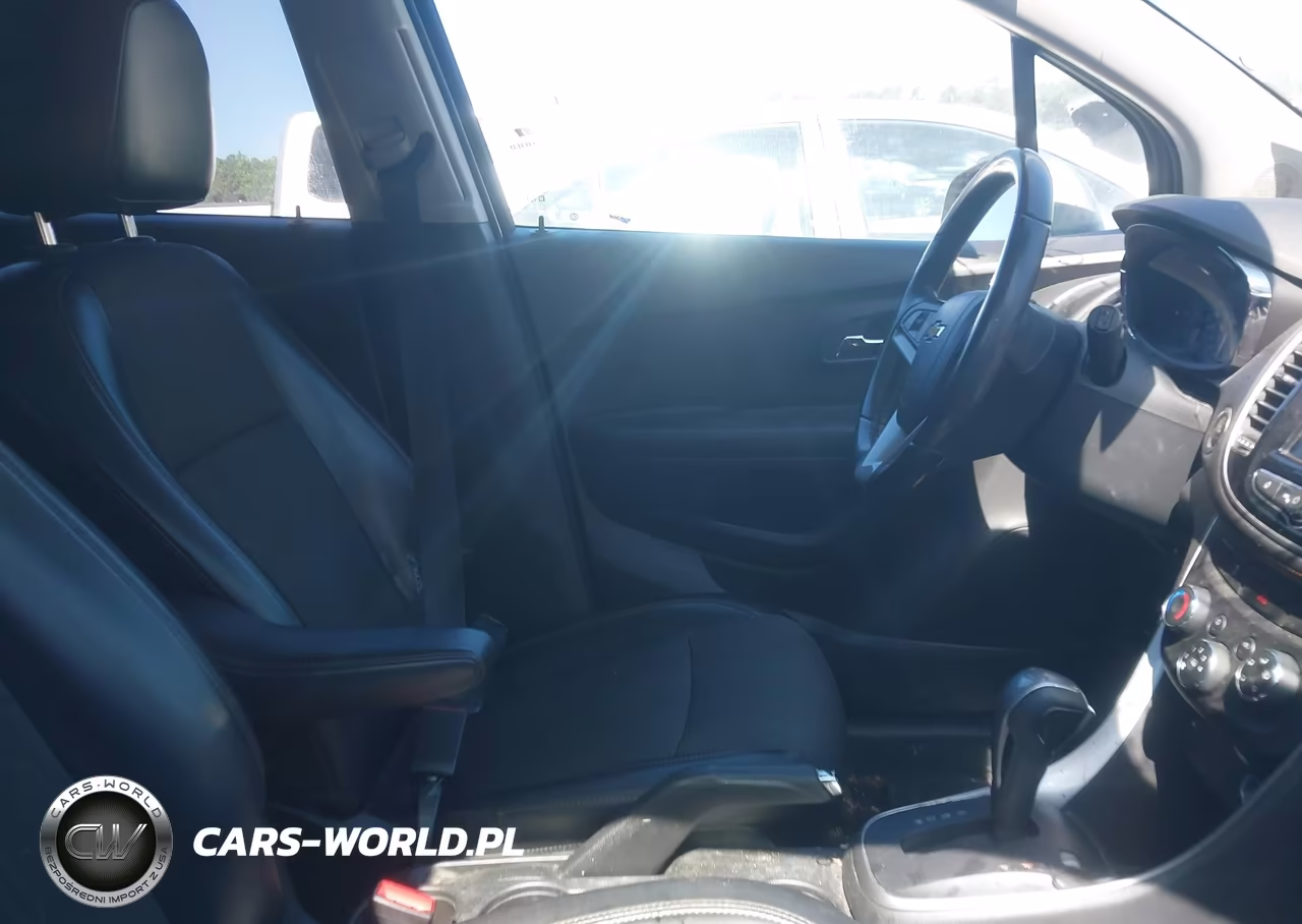 2019 Chevrolet Trax Lt VIN:KL7CJLSB5KB801859 - 5