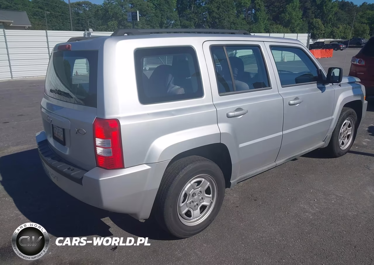 2010 Jeep Patriot Sport VIN:1J4NT2GBXAD564663 - 4