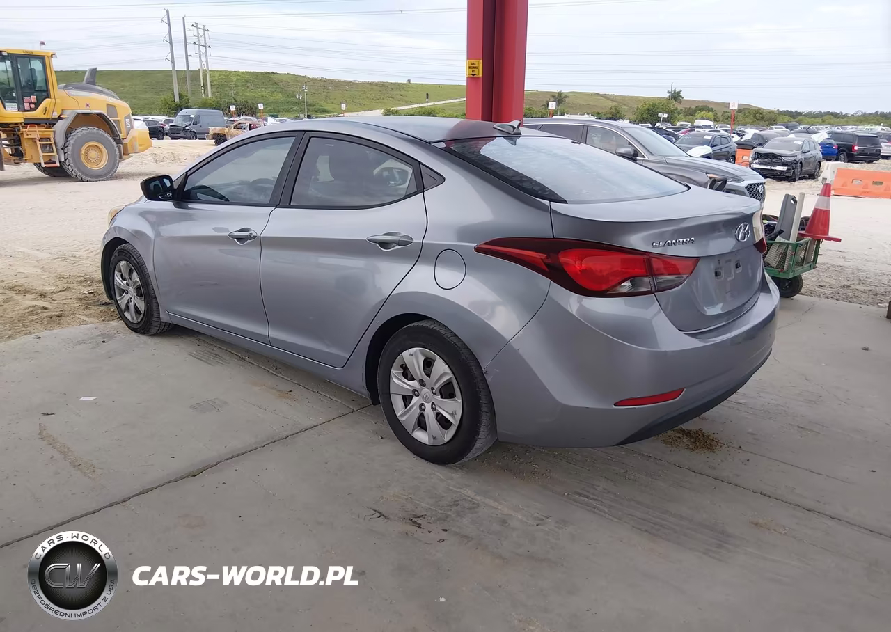 2016 Hyundai Elantra Se VIN:5NPDH4AE3GH754373 - 3