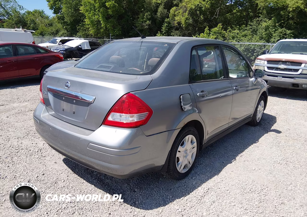 2011 Nissan Versa 1.8S VIN:3N1BC1AP3BL461736 - 4