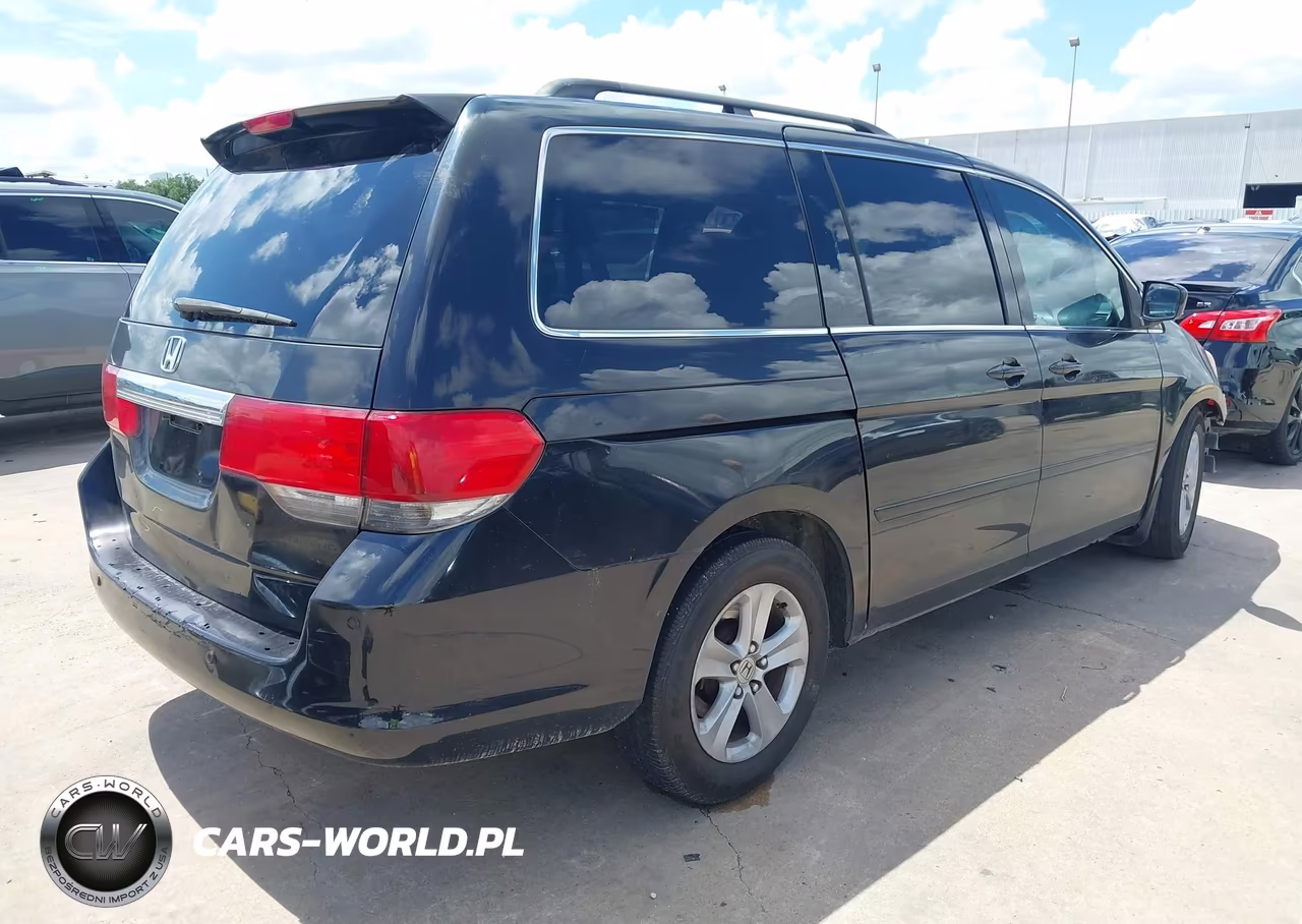 2008 Honda Odyssey Touring VIN:5FNRL38908B002198 - 4