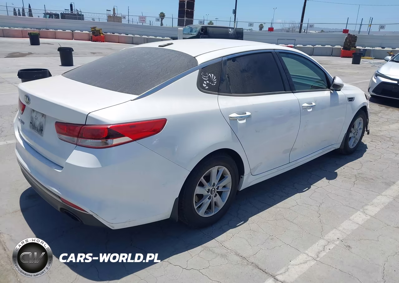 2016 Kia Optima Lx VIN:KNAGT4L32G5095724 - 4
