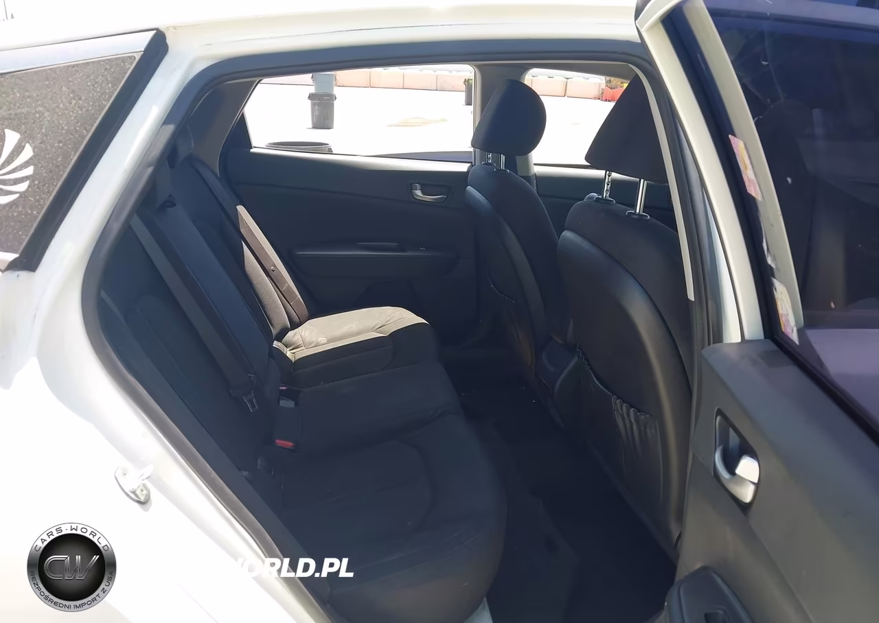 2016 Kia Optima Lx VIN:KNAGT4L32G5095724 - 8