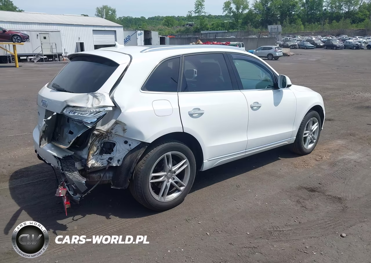 2015 Audi Q5 2.0T Premium VIN:WA1LFAFP2FA088942 - 4