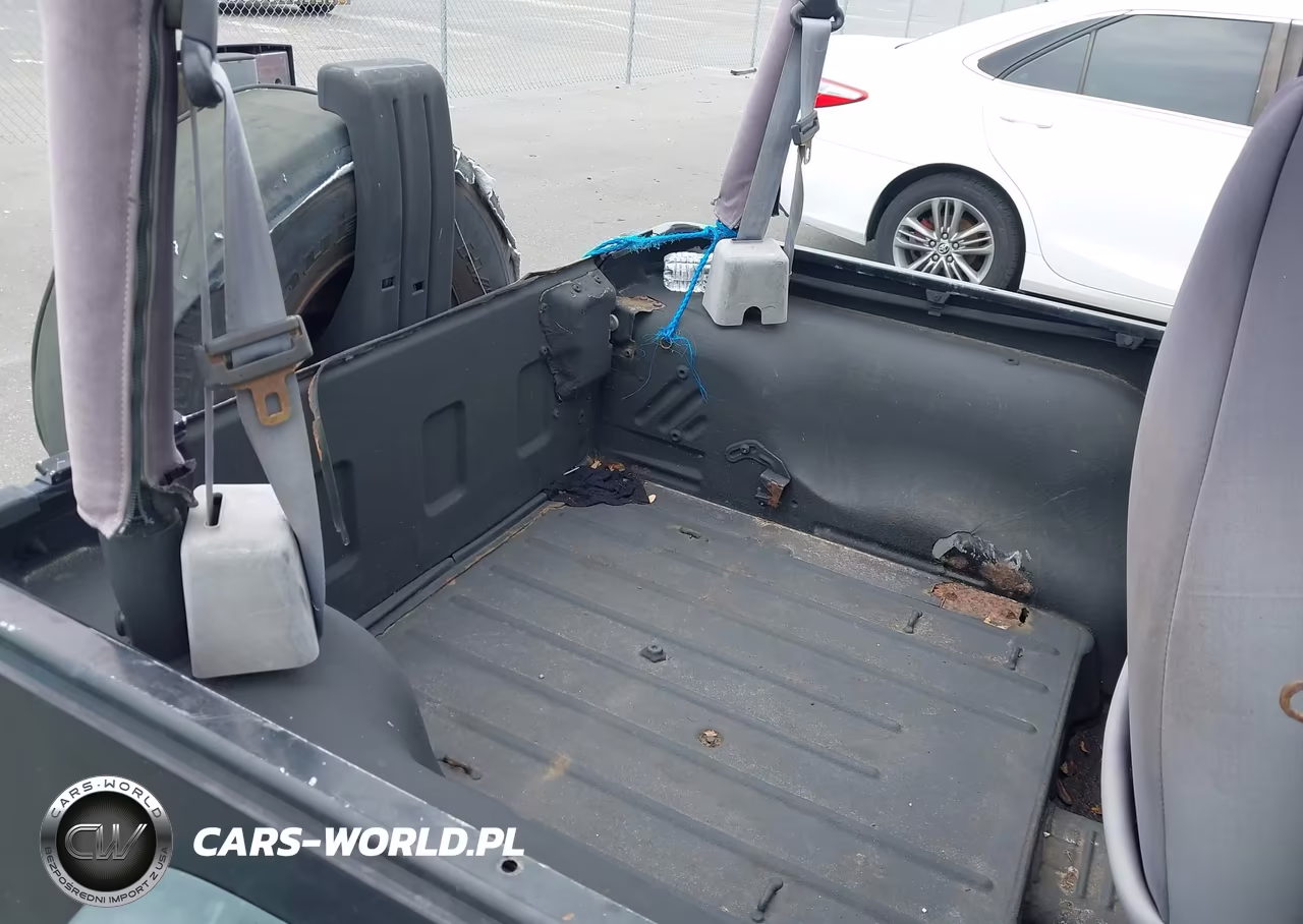 1997 Jeep Wrangler Se VIN:1J4FY29P9VP400226 - 8