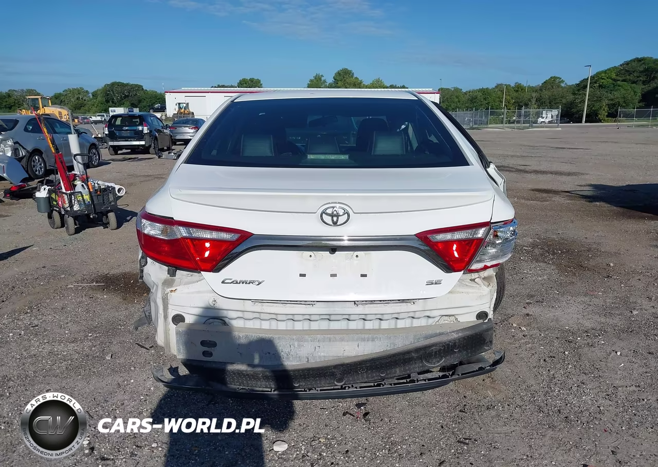 2016 Toyota Camry Se VIN:4T1BF1FK3GU177341 - 16