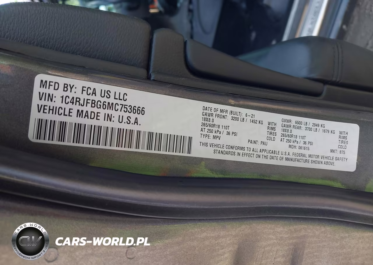 2021 Jeep Grand Cherokee Limited 4X4 VIN:1C4RJFBG6MC753666 - 9