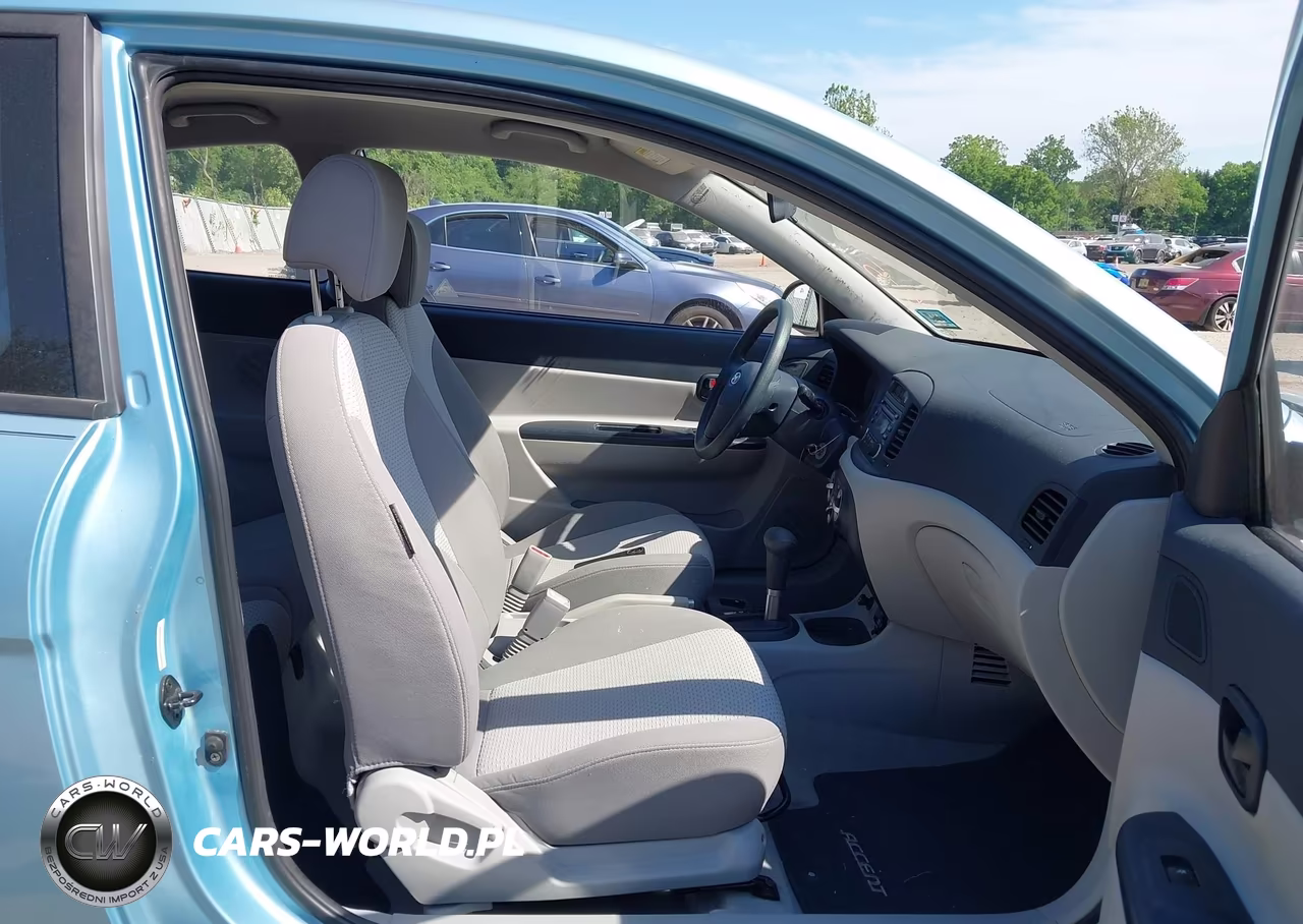 2007 Hyundai Accent Gs VIN:KMHCM36C37U014056 - 5