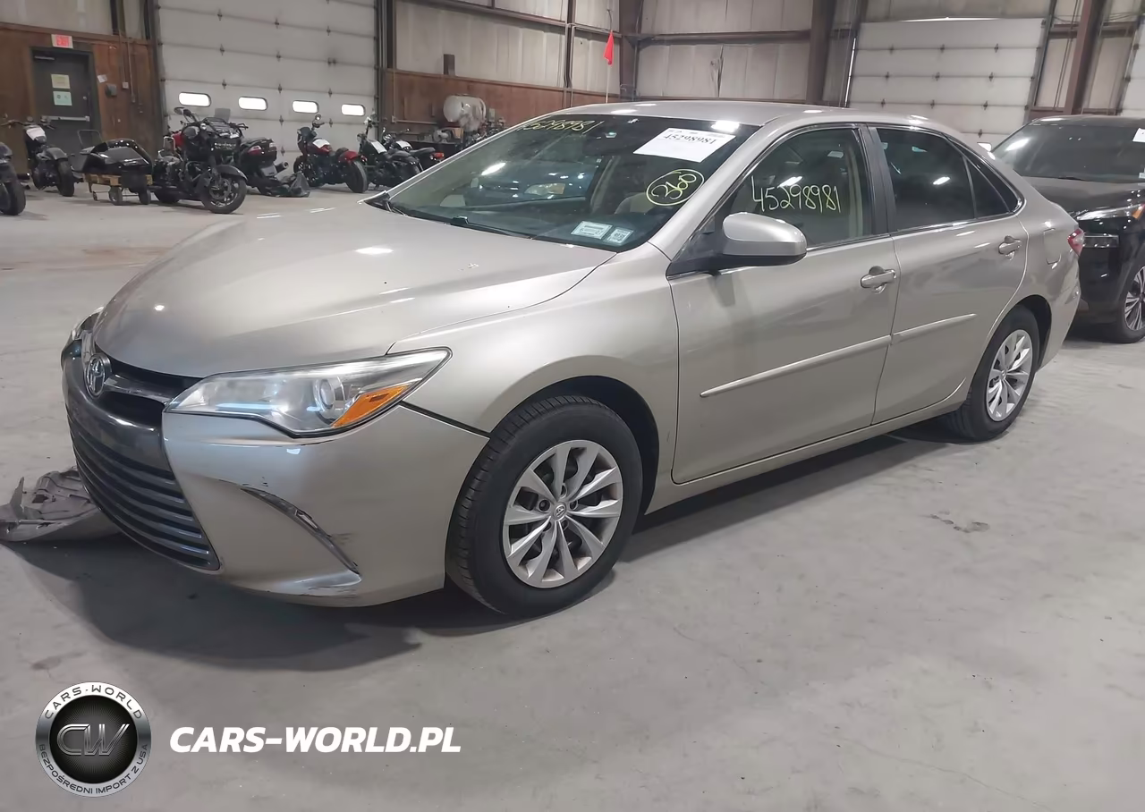 2016 Toyota Camry Le VIN:4T4BF1FK9GR562909 - 2