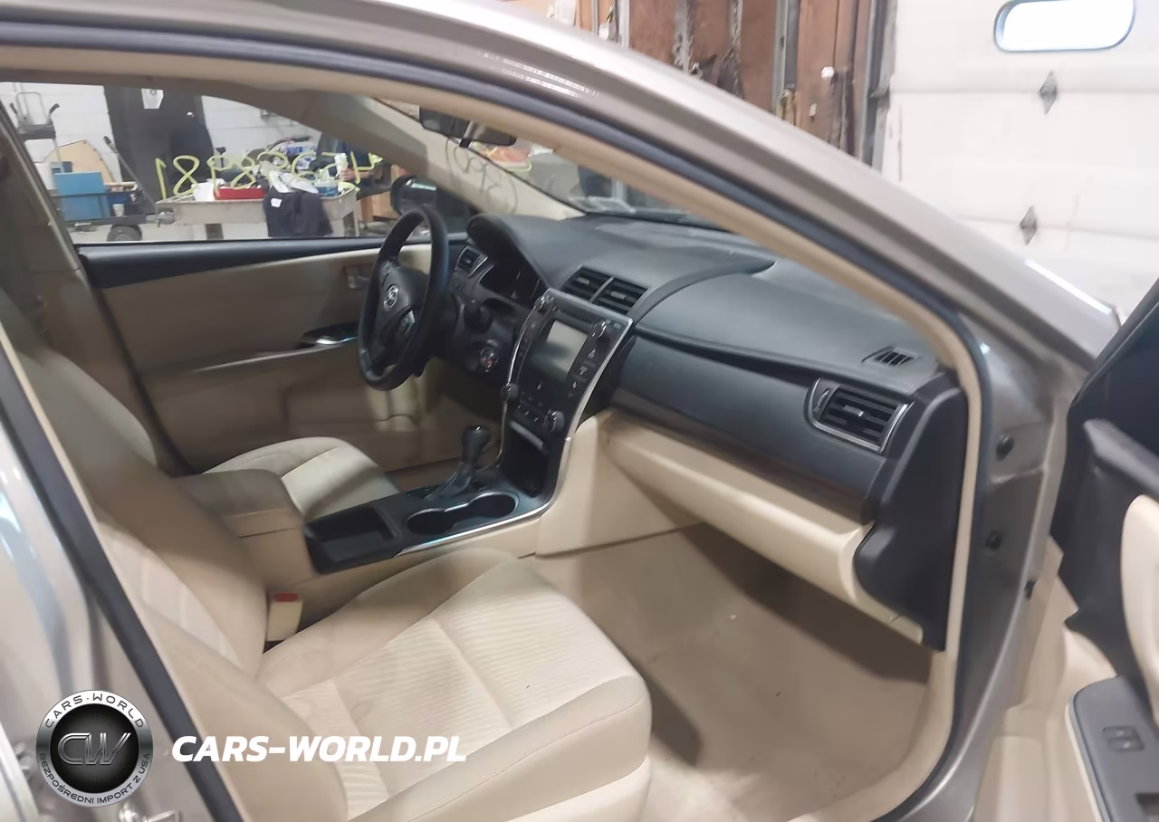 2016 Toyota Camry Le VIN:4T4BF1FK9GR562909 - 5