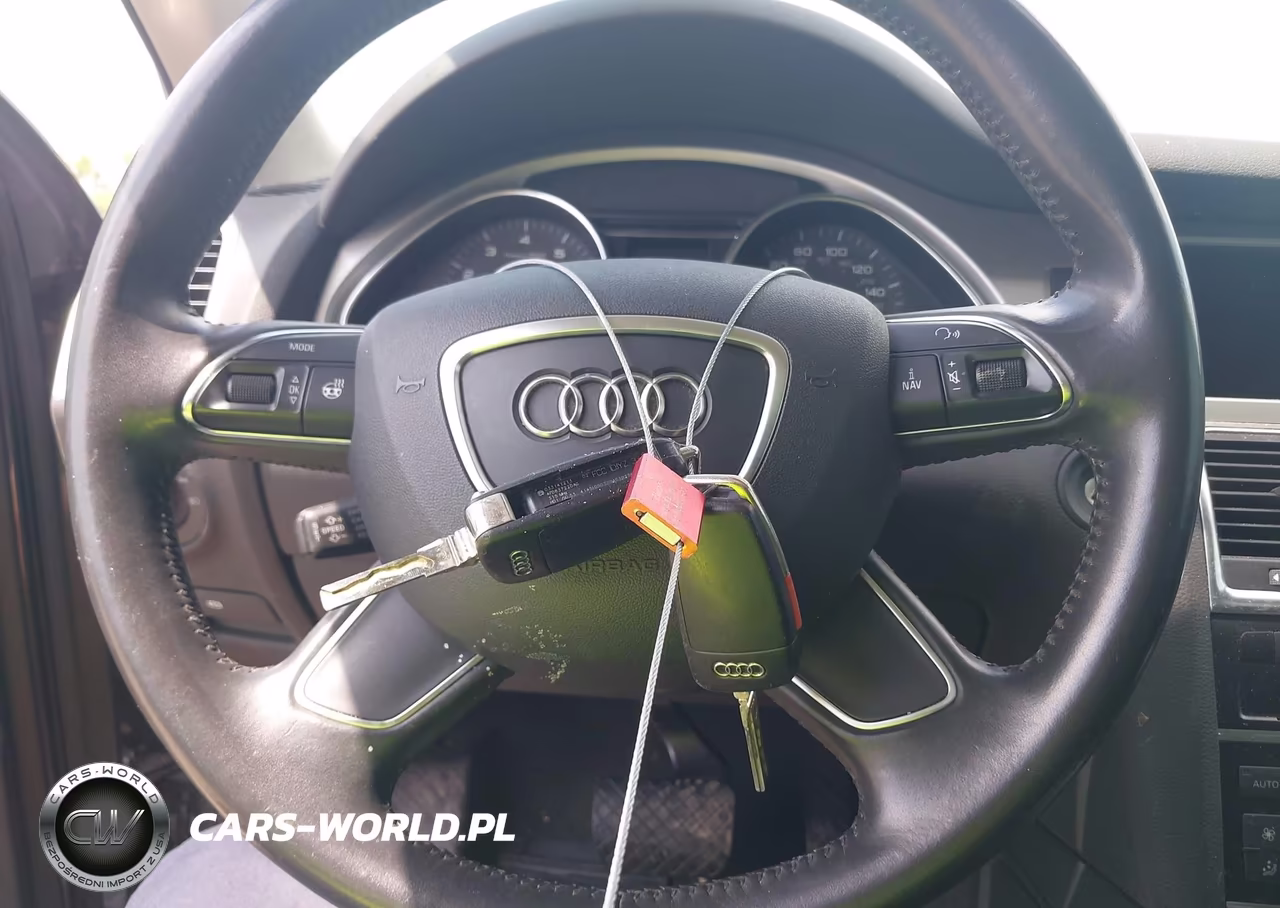 2014 Audi Q7 3.0T Premium VIN:WA1LGAFE4ED021073 - 11