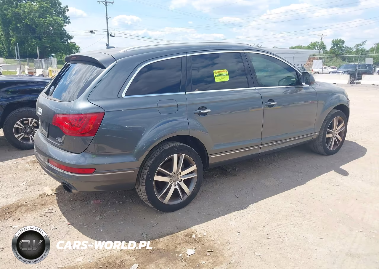 2014 Audi Q7 3.0T Premium VIN:WA1LGAFE4ED021073 - 4
