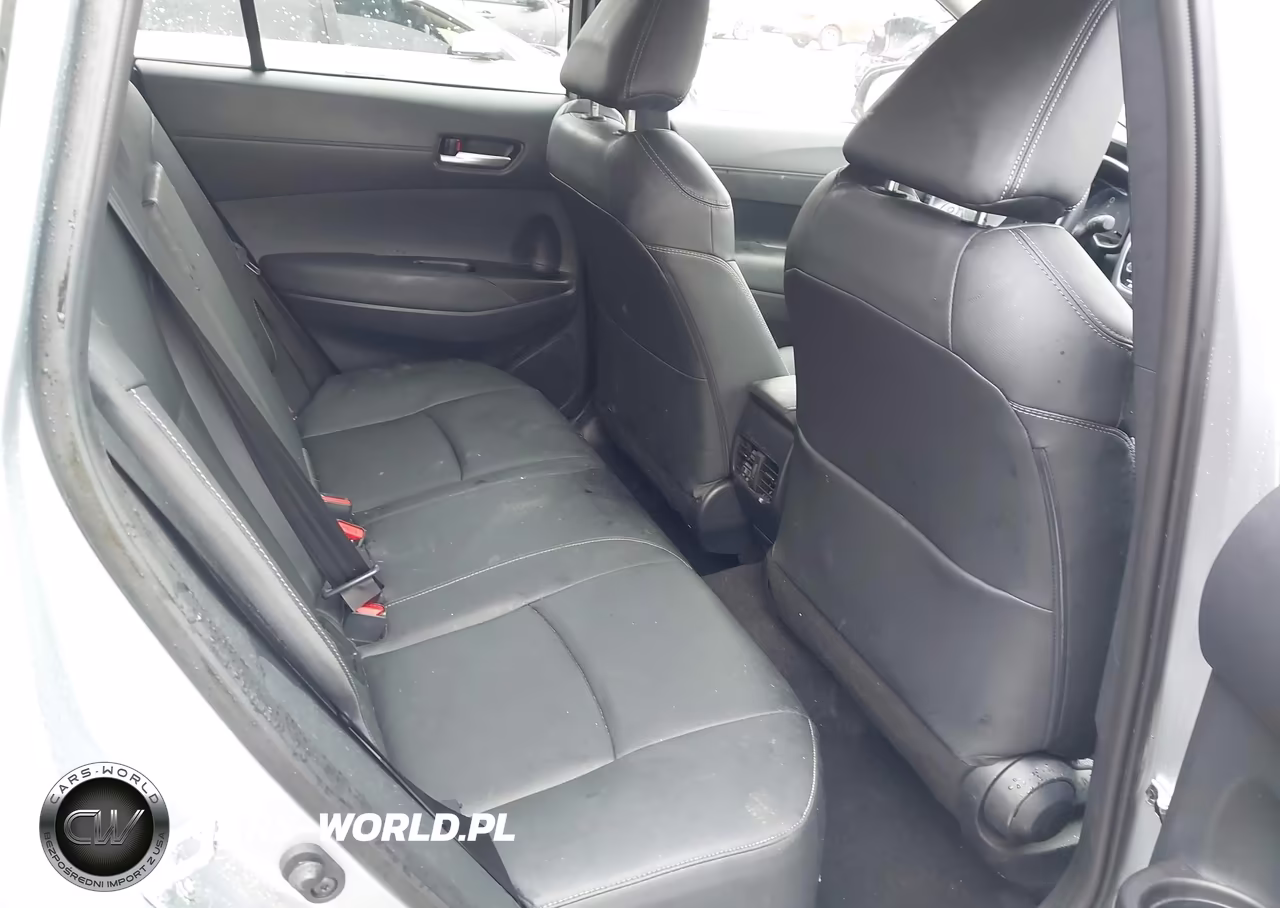 2025 Toyota Corolla Cross Xle VIN:7MUEAABGXSV128013 - 8
