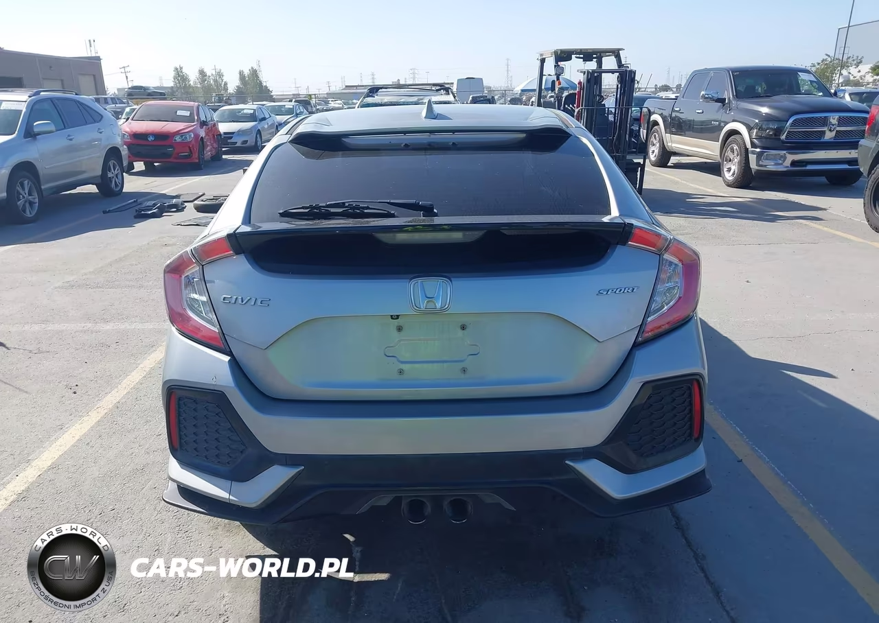 2018 Honda Civic Sport VIN:SHHFK7H4XJU402405 - 17
