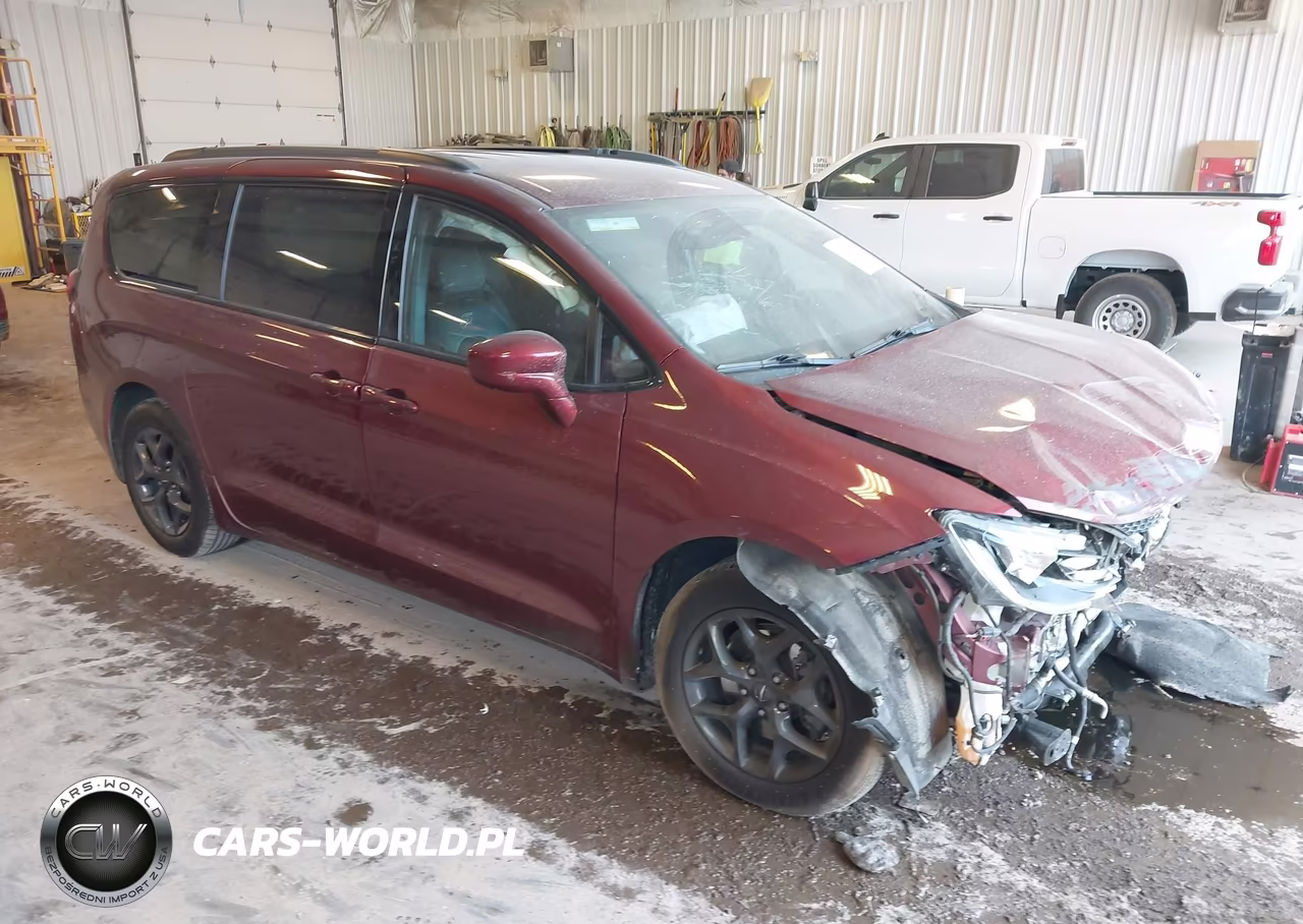 2018 Chrysler Pacifica Touring L