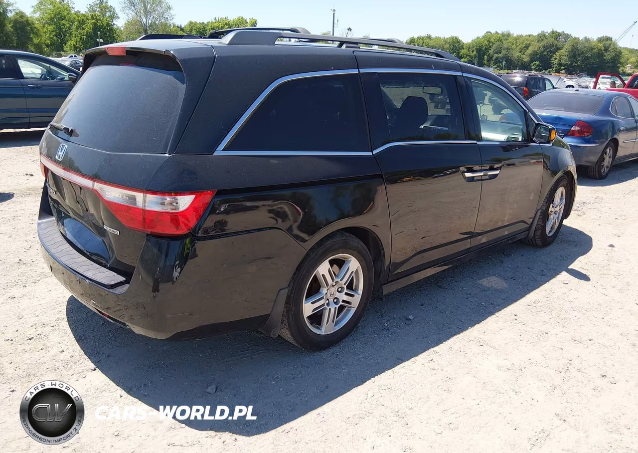 2012 Honda Odyssey Touring-Touring Elite VIN:5FNRL5H99CB033485 - 4