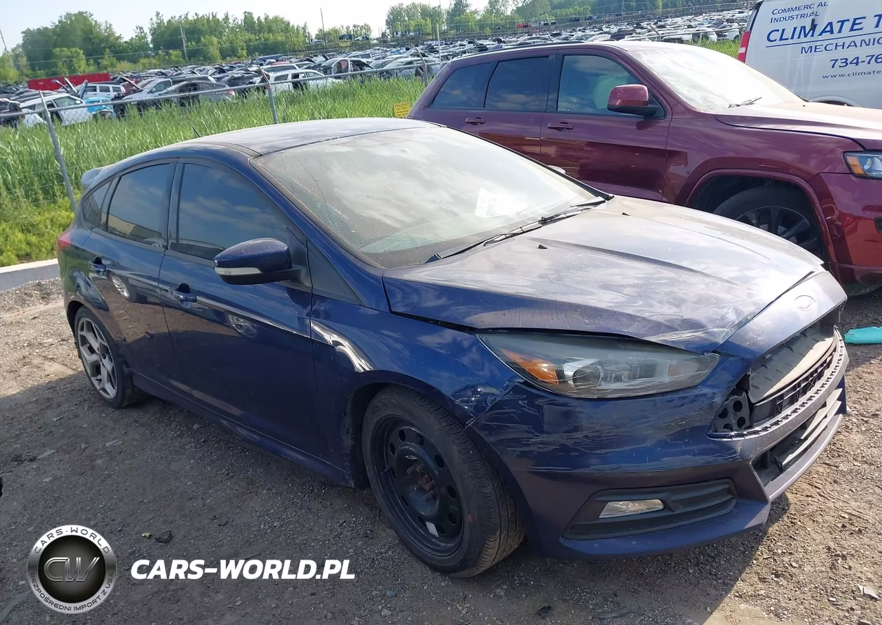 2016 Ford Focus St – zdjęcie 1 z 12