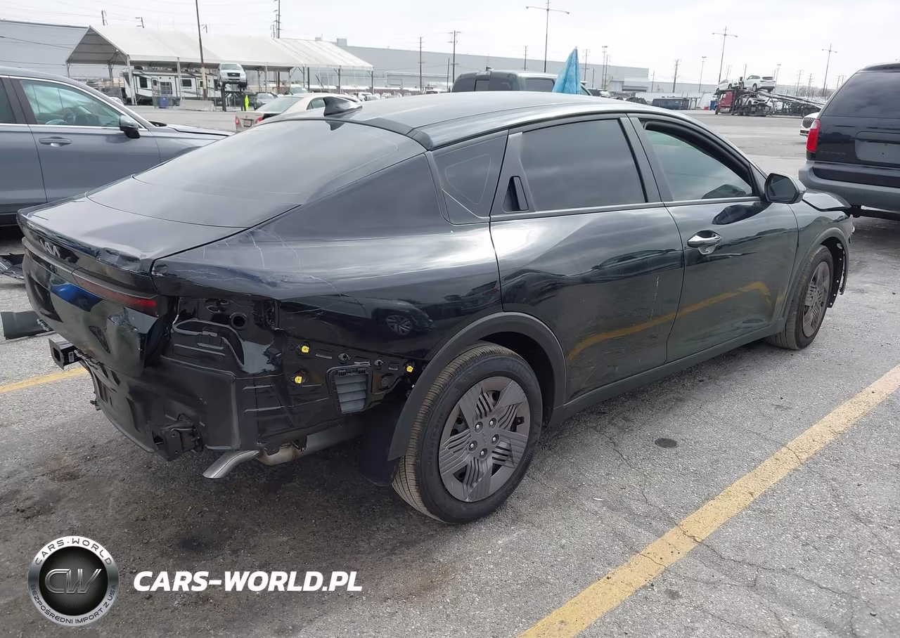 2026 Kia K4 Lx VIN:3KPFT4DE6TE323754 - 4