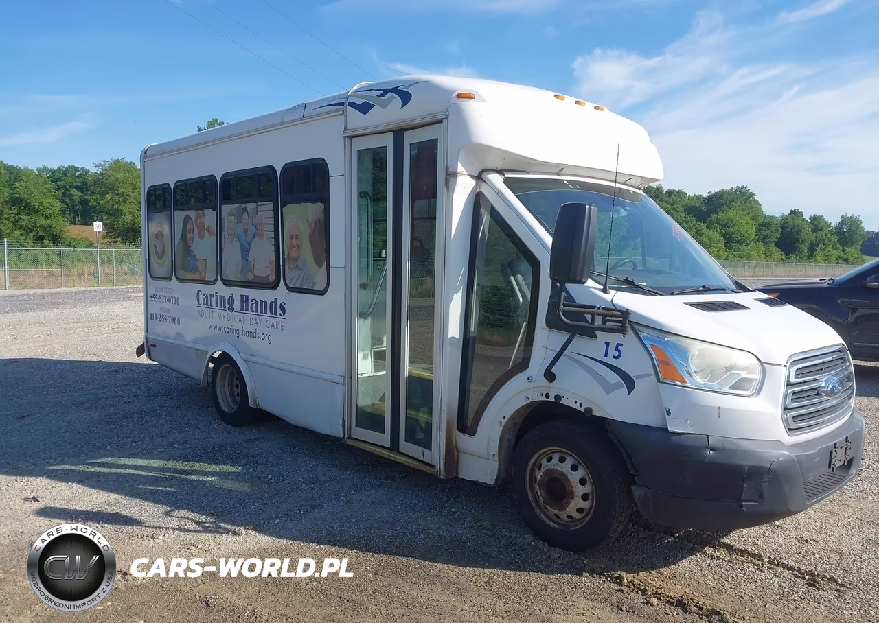 2015 Ford Transit-350 Cutaway – zdjęcie 1 z 15