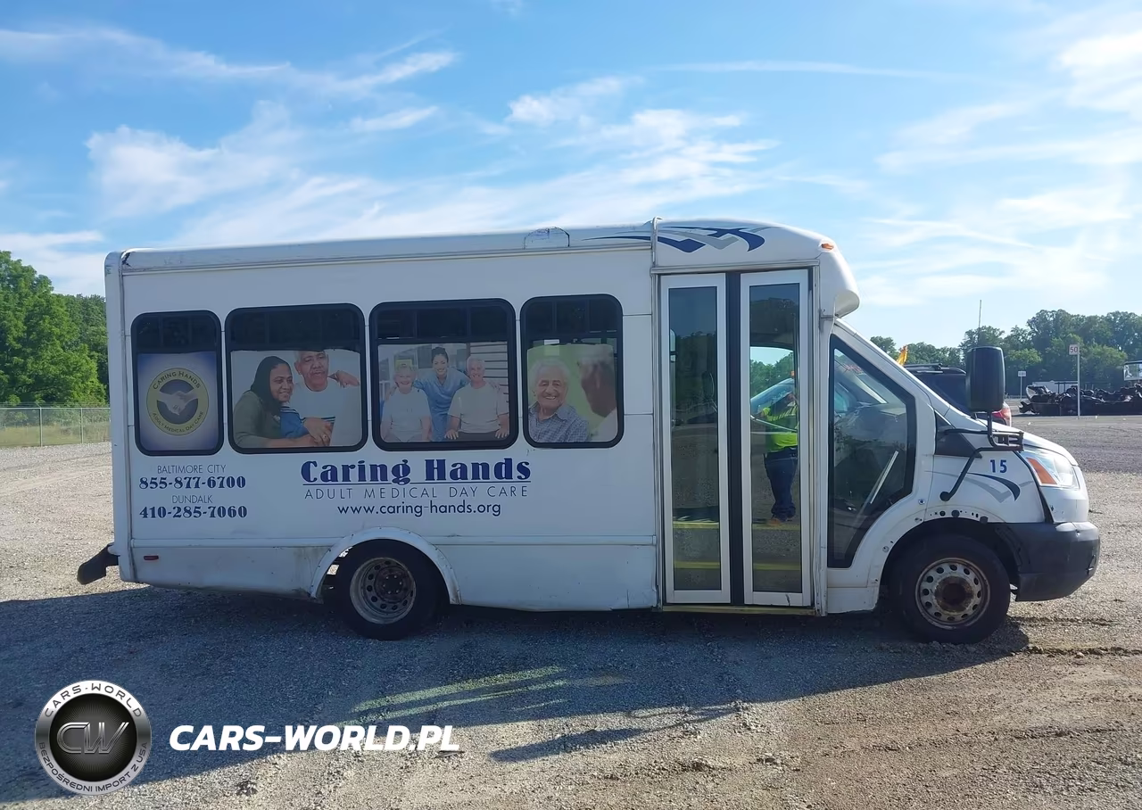 2015 Ford Transit-350 Cutaway VIN:1FDES6PMXFKA92559 - 13
