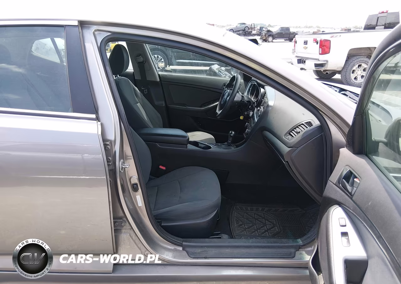 2015 Kia Optima Lx VIN:5XXGM4A79FG492041 - 5