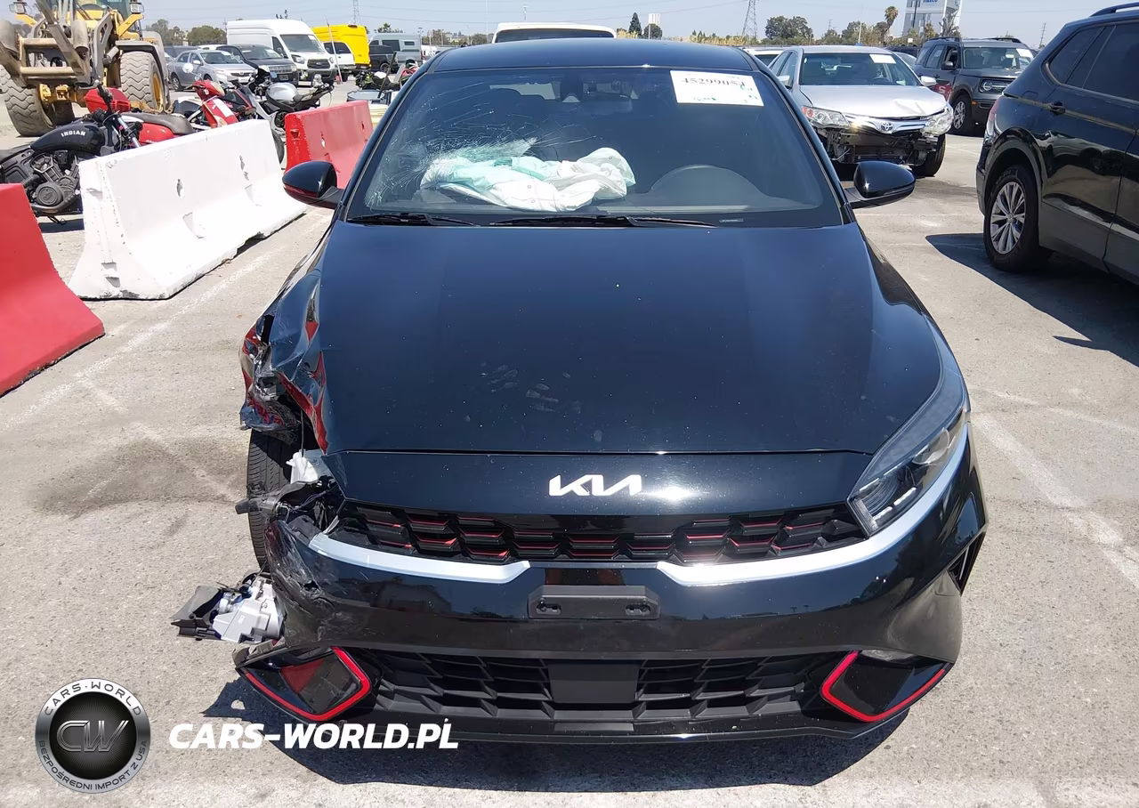 2023 Kia Forte Gt-Line VIN:3KPF54AD7PE679464 - 12