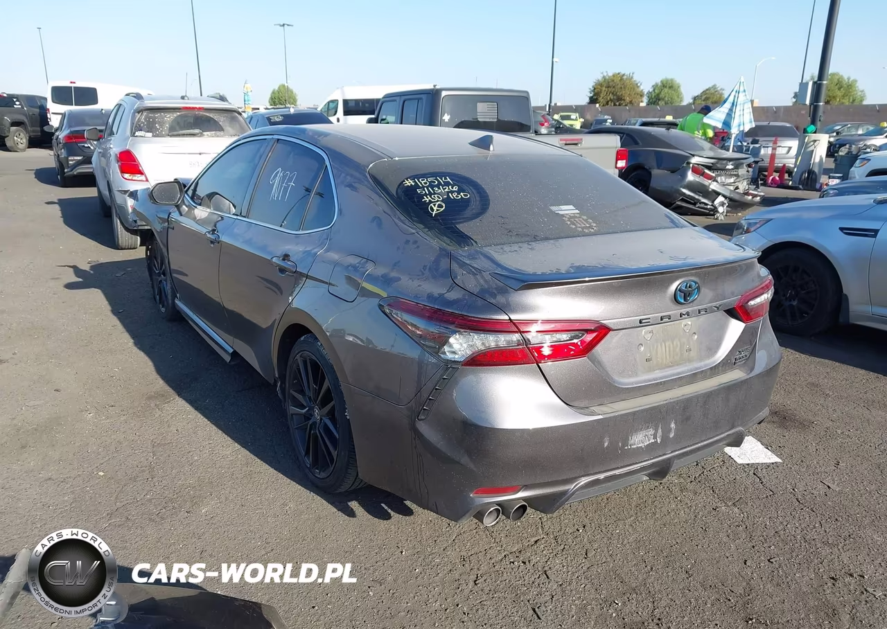 2022 Toyota Camry Xse Hybrid VIN:4T1K31AK3NU573752 - 3