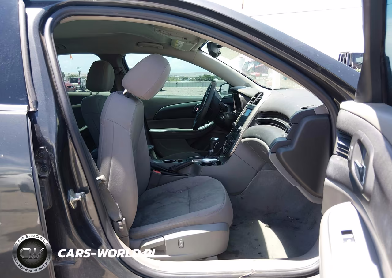 2014 Chevrolet Malibu 1Ls VIN:1G11B5SL7EF201345 - 5
