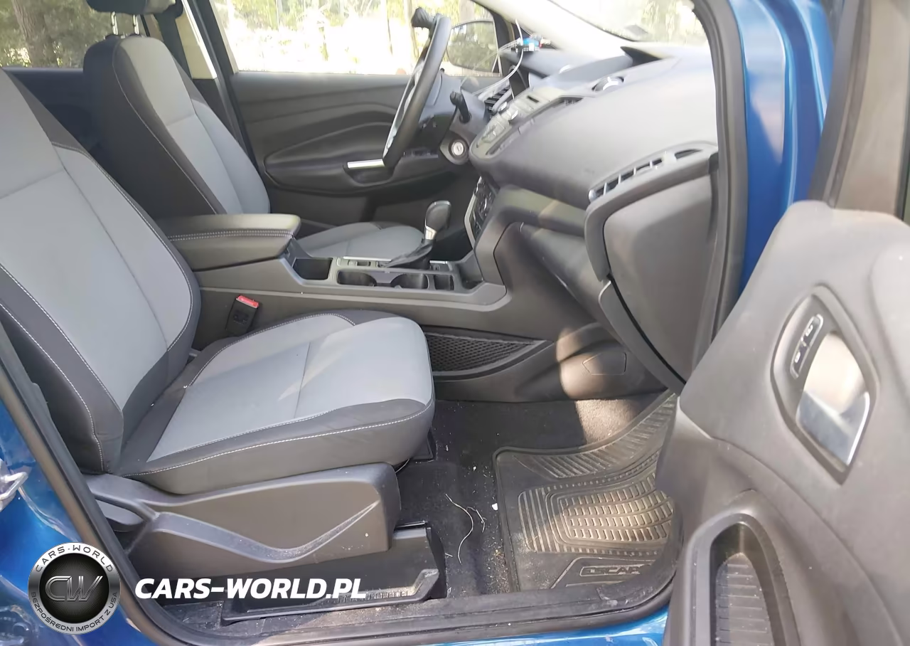 2017 Ford Escape Se VIN:1FMCU9GD5HUA18069 - 5