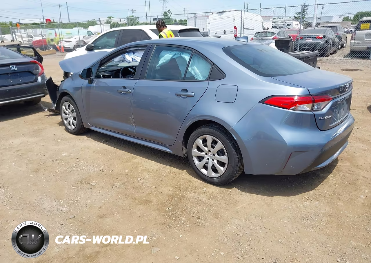 2021 Toyota Corolla Le VIN:5YFEPMAE7MP203823 - 3