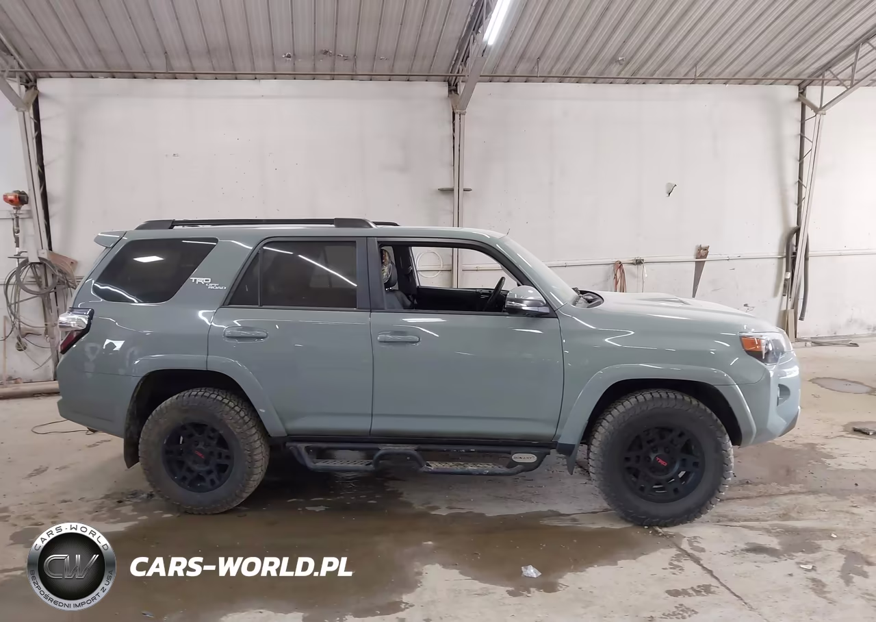 2022 Toyota 4Runner Trd Off Road Premium VIN:JTERU5JR7N6026844 - 13
