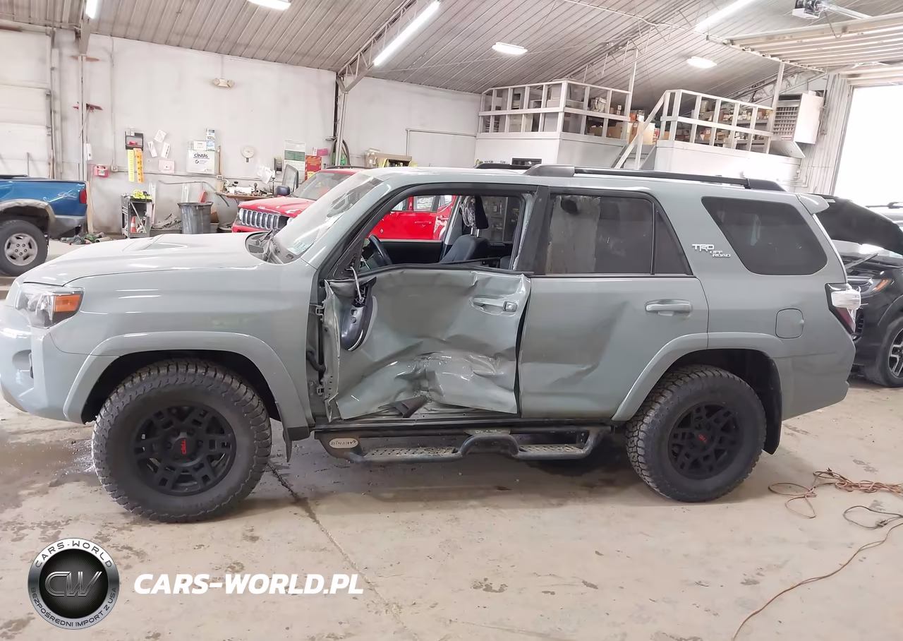 2022 Toyota 4Runner Trd Off Road Premium VIN:JTERU5JR7N6026844 - 14
