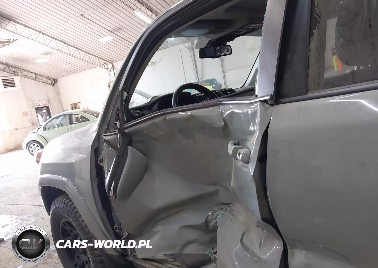 2022 Toyota 4Runner Trd Off Road Premium VIN:JTERU5JR7N6026844 - 18